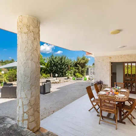 Holiday home Il Tulipano By Barbarhouse *
